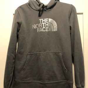 Women’s The North Face hoodie